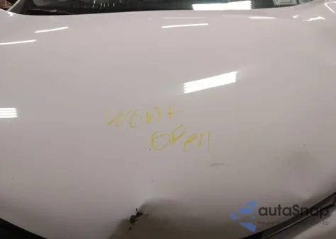 2018 Toyota Rav4 Xle z USA, uszkodzony, nr VIN 2T3RFREV3JW819838